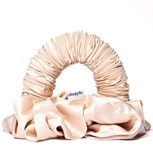 The Sleepy Tie ‘Blondie’